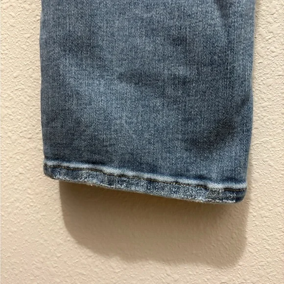 Madewell Mid-Rise Kick Out Blue Jeans - Picture 14 of 14